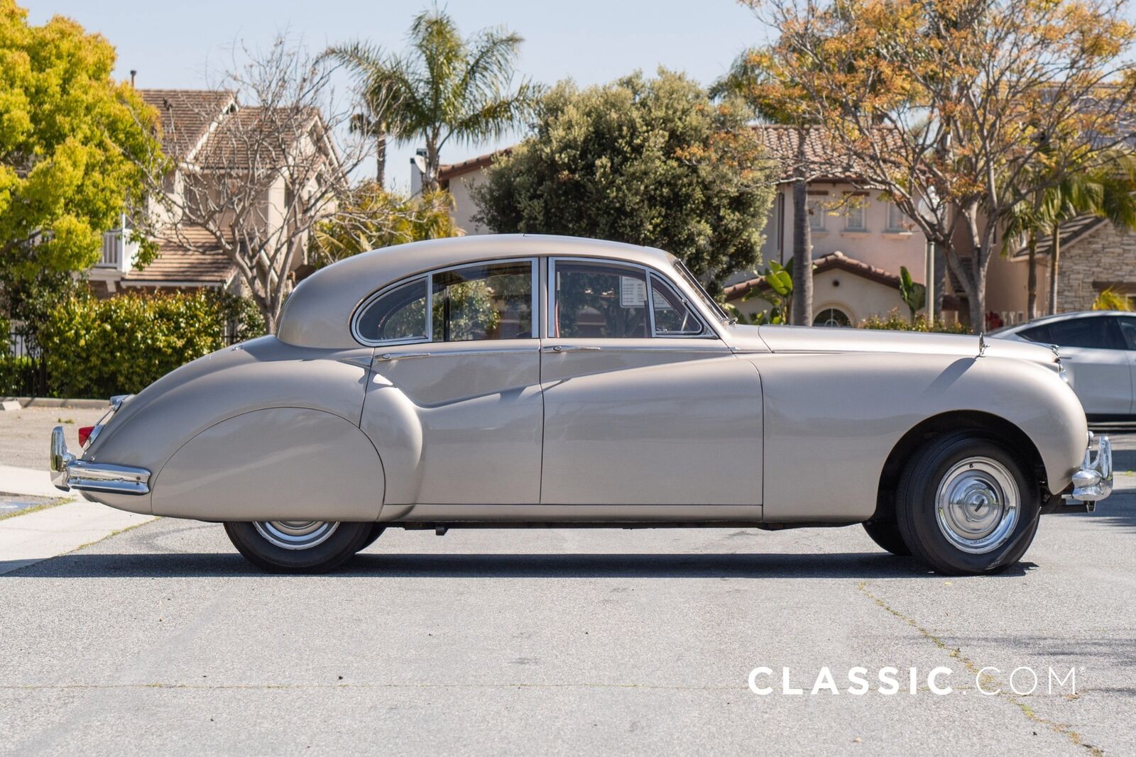 Jaguar-Mark-VII-Berline-1956-4