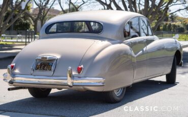 Jaguar-Mark-VII-Berline-1956-5