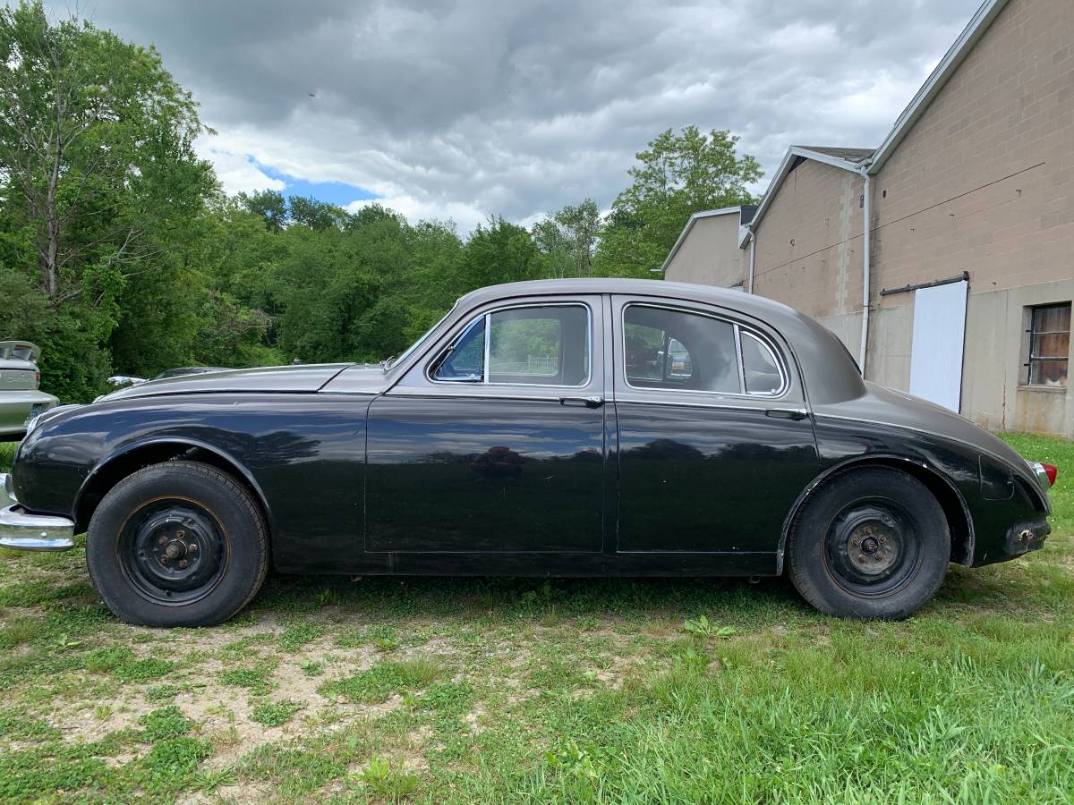 Jaguar-Mk1-1957-3