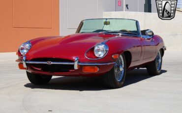 Jaguar-XK-1970-4