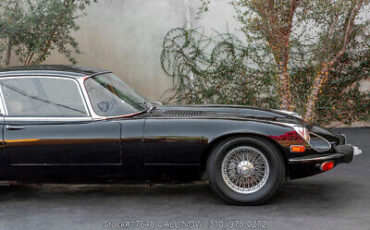 Jaguar-XK-1973-9