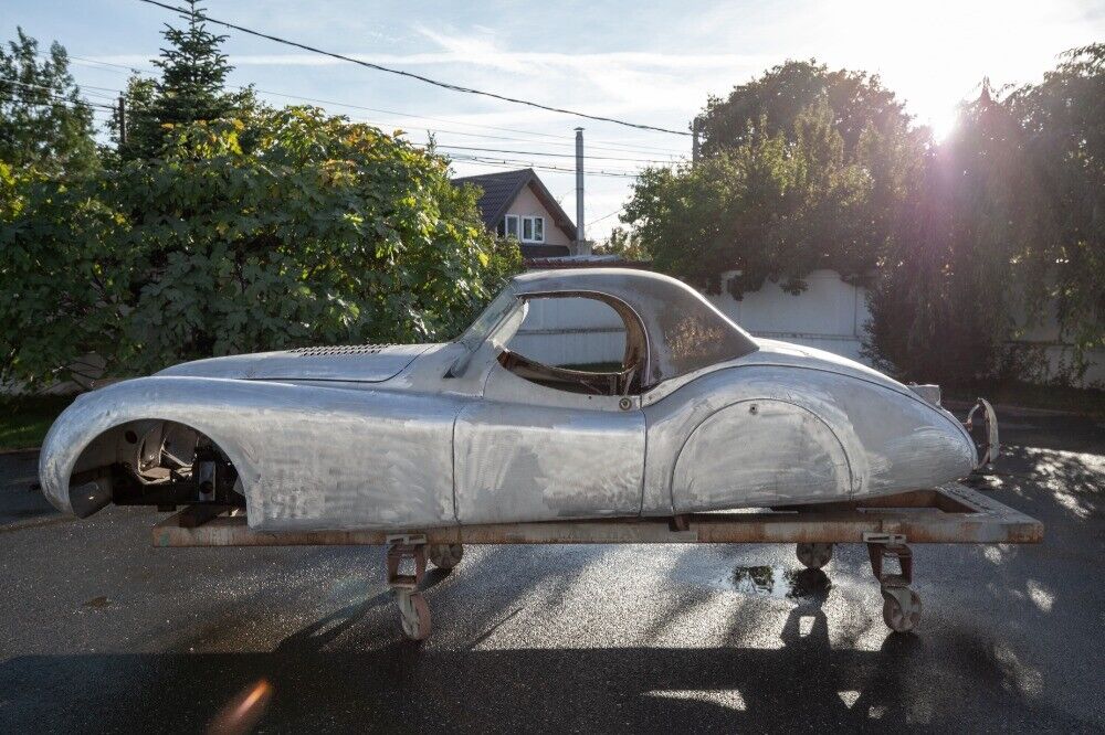 Jaguar-XK120-Alloy-Body-Roadster-1950-3