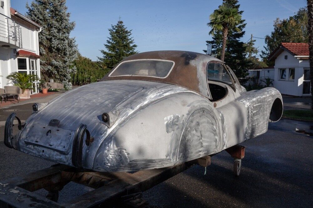 Jaguar-XK120-Alloy-Body-Roadster-1950-4