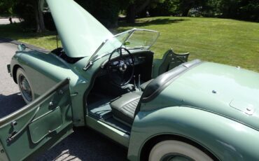 Jaguar-XK120-Cabriolet-1953-13