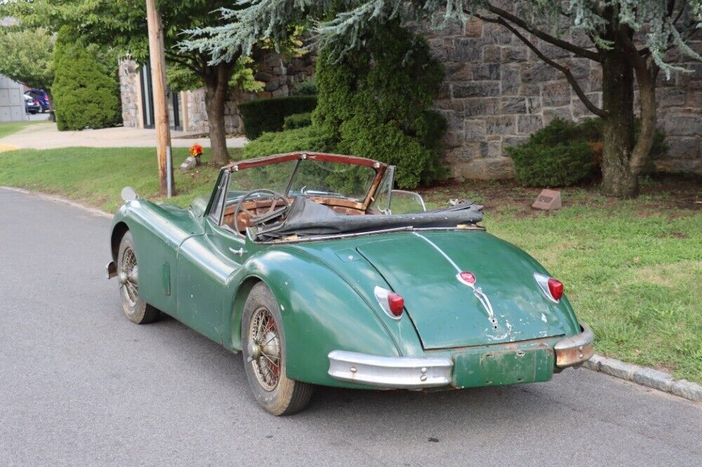 Jaguar-XK140-DHC-1957-5