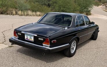 Jaguar-Xj6-1984-6