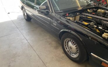 Jaguar-Xj6-sovereign-1990-3