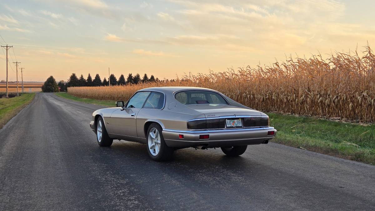 Jaguar-Xjs-1994-1