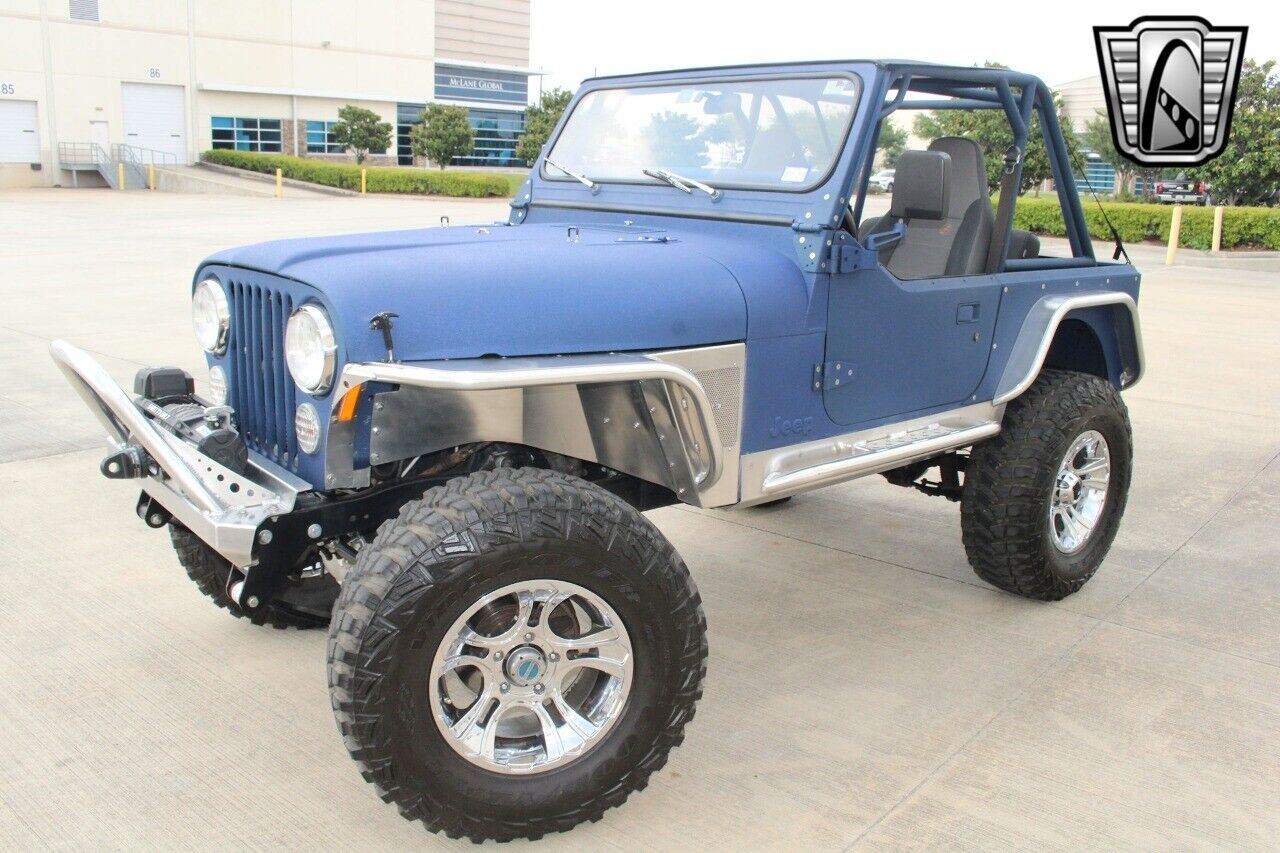 Jeep-CJ-1980-26