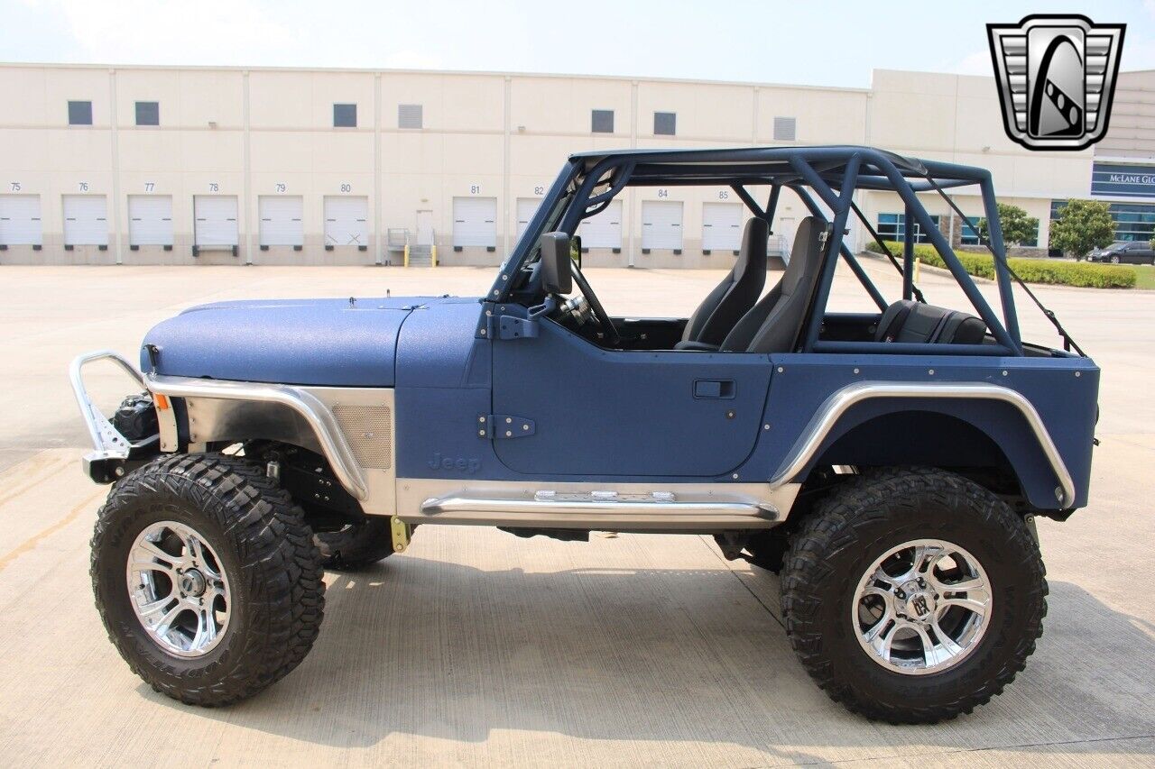 Jeep-CJ-1980-29