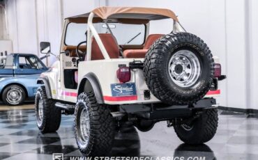 Jeep-CJ-1981-10