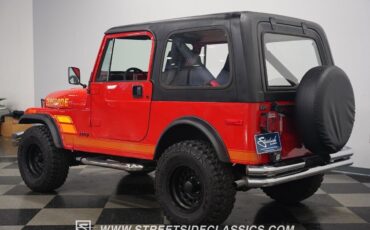 Jeep-CJ-1983-11