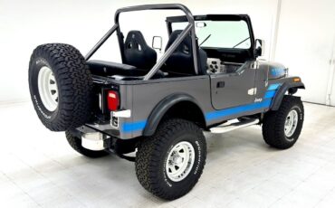 Jeep-CJ-1986-4