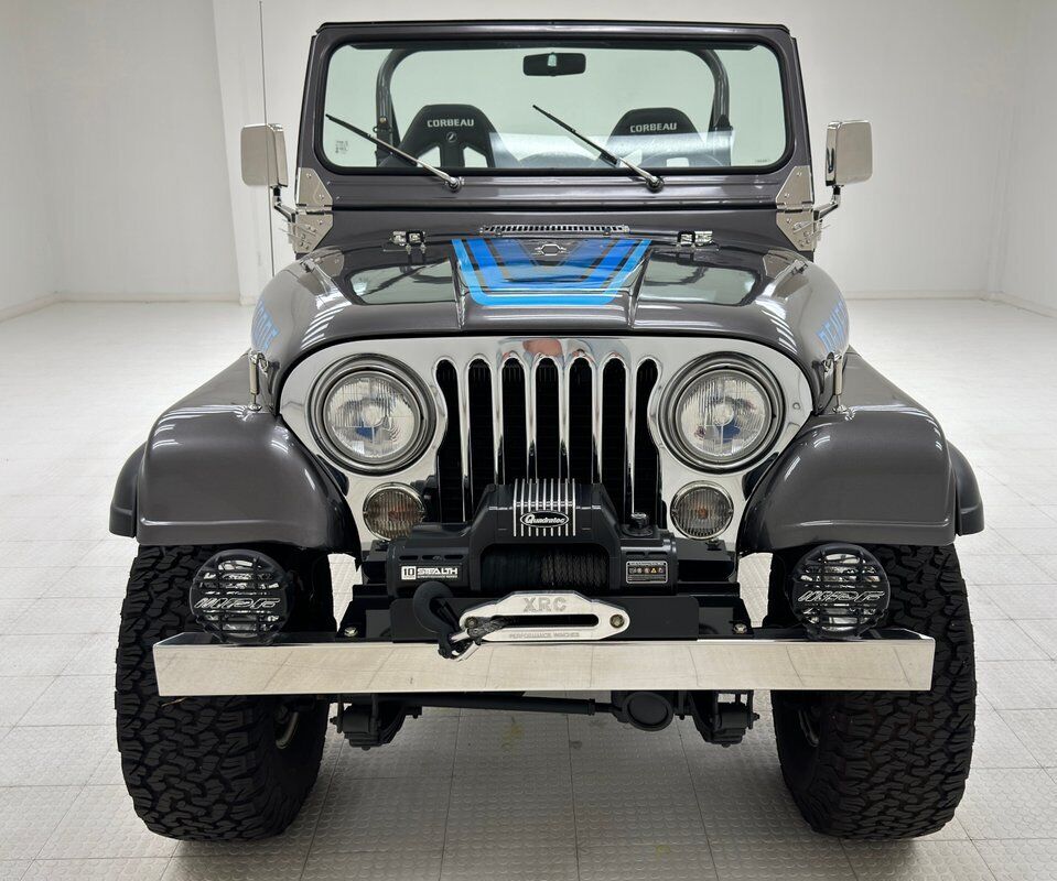 Jeep-CJ-1986-7