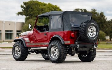 Jeep-CJ-Cabriolet-1983-11