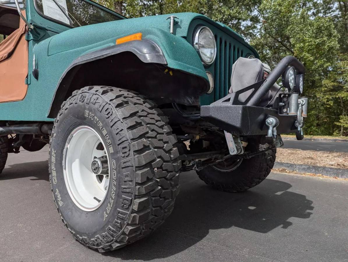 Jeep-Cj-7-1976-23