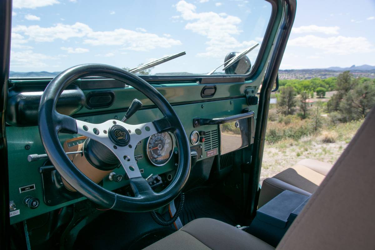 Jeep-Cj-7-1979-14