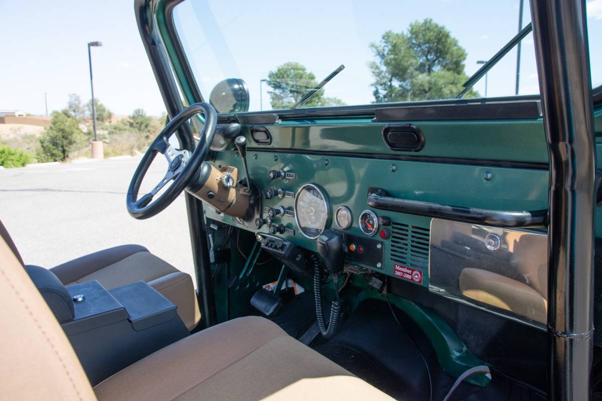 Jeep-Cj-7-1979-18