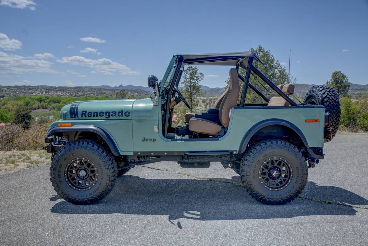 Jeep-Cj-7-1979-8