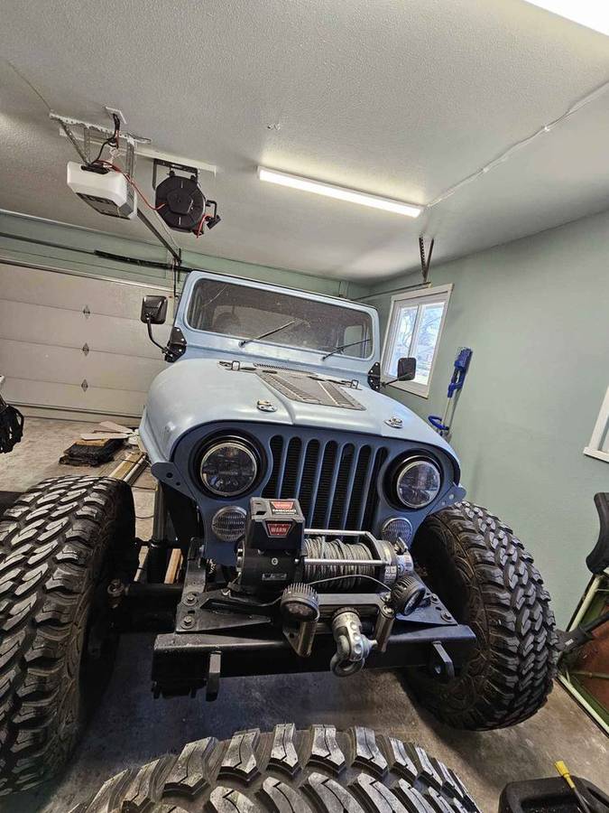 Jeep-Cj-7-diesel-1983-13