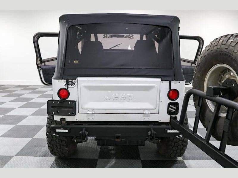 Jeep-Cj7-1981-6