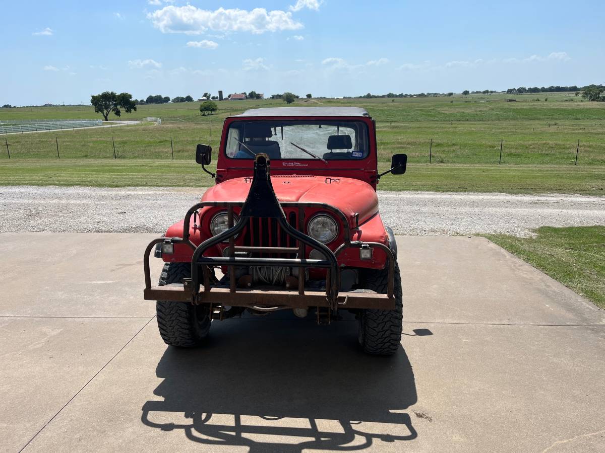 Jeep-Cj7-1983-9