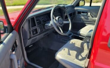 Jeep-Comanche-1988-15