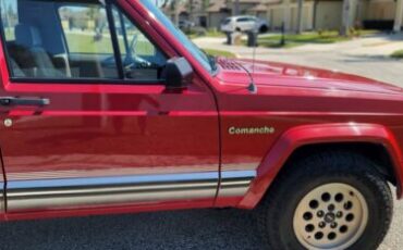 Jeep-Comanche-1988-9