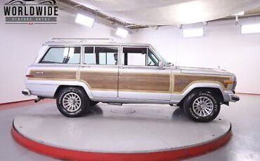 Jeep-Grand-Wagoneer-1988-3