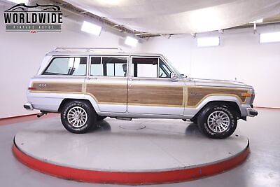 Jeep-Grand-Wagoneer-1988-3