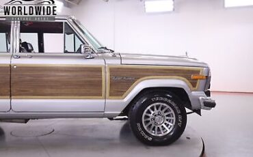 Jeep-Grand-Wagoneer-1988-7