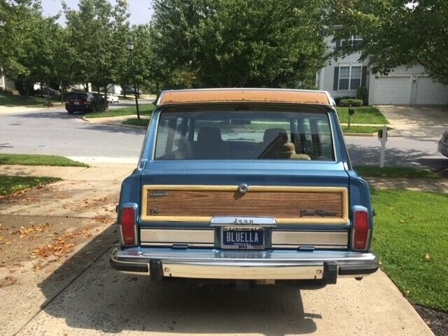 Jeep-Grand-Wagoneer-SUV-1987-5