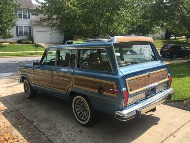 Jeep-Grand-Wagoneer-SUV-1987-6