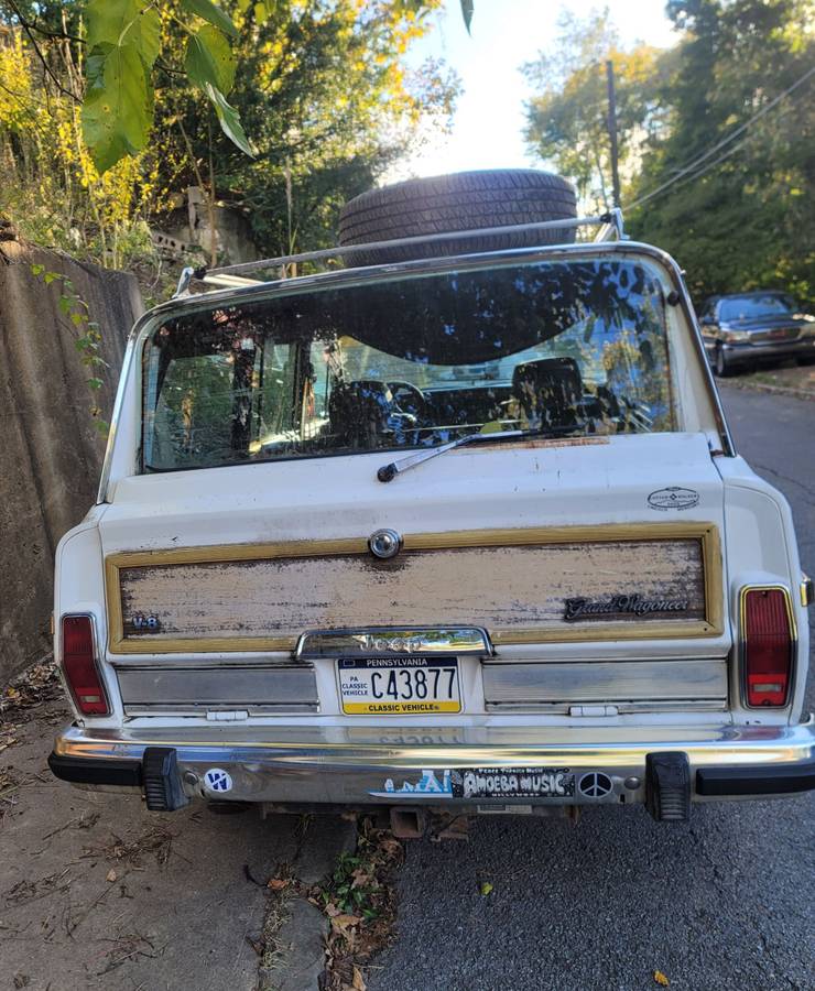 Jeep-Grandwagoneer-1989-2