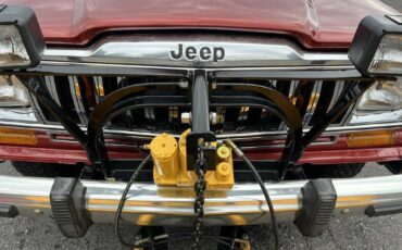 Jeep-J10-pickup-1984-9