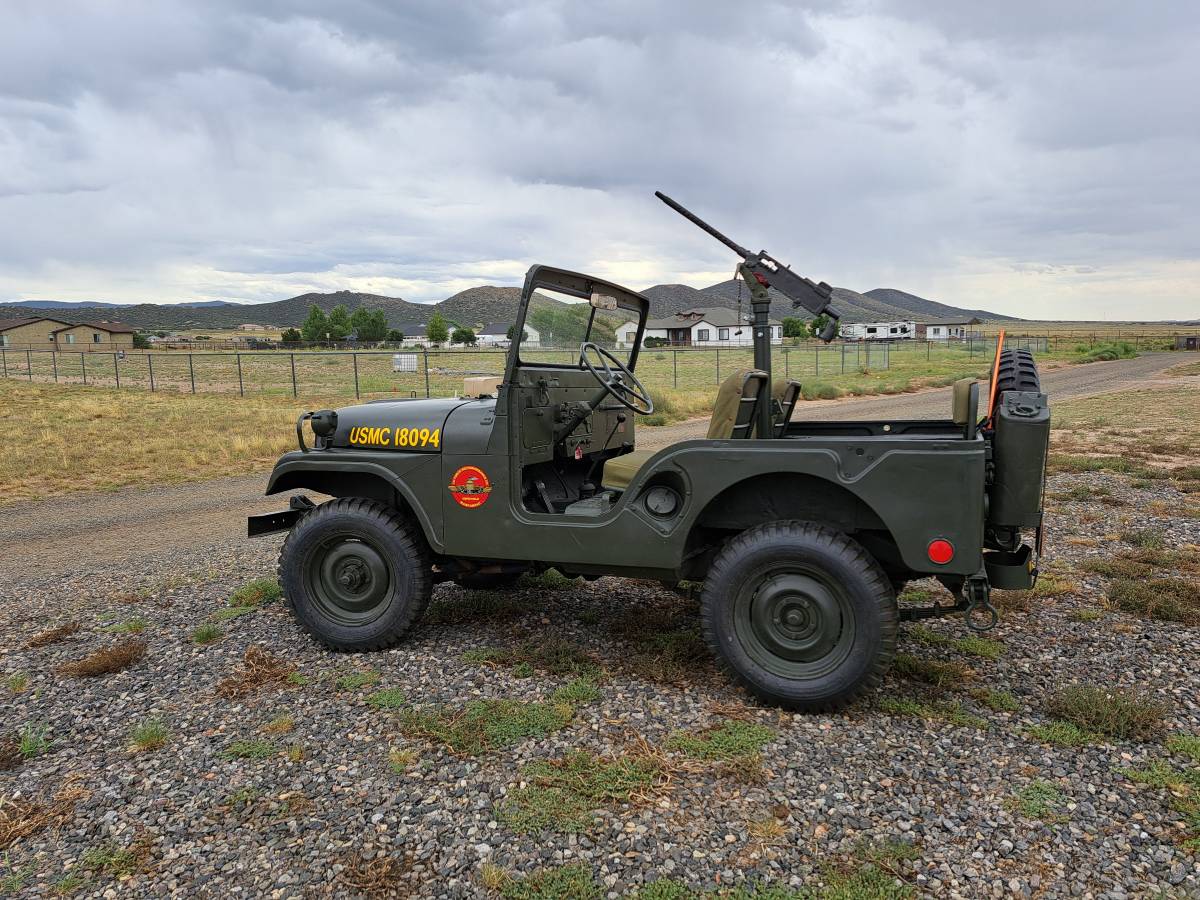 Jeep-M38-a1-1952-3