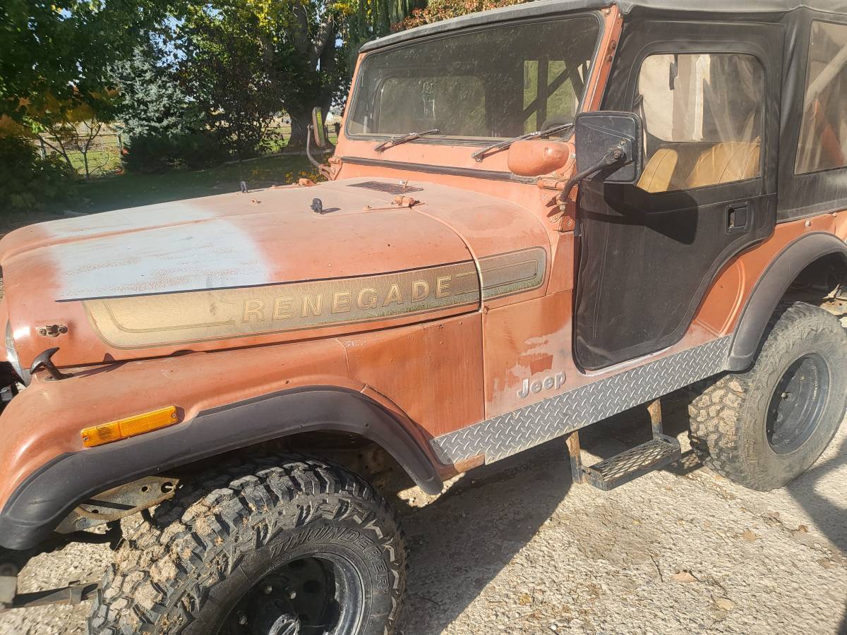 Jeep-Renegade-4x4-1975-3