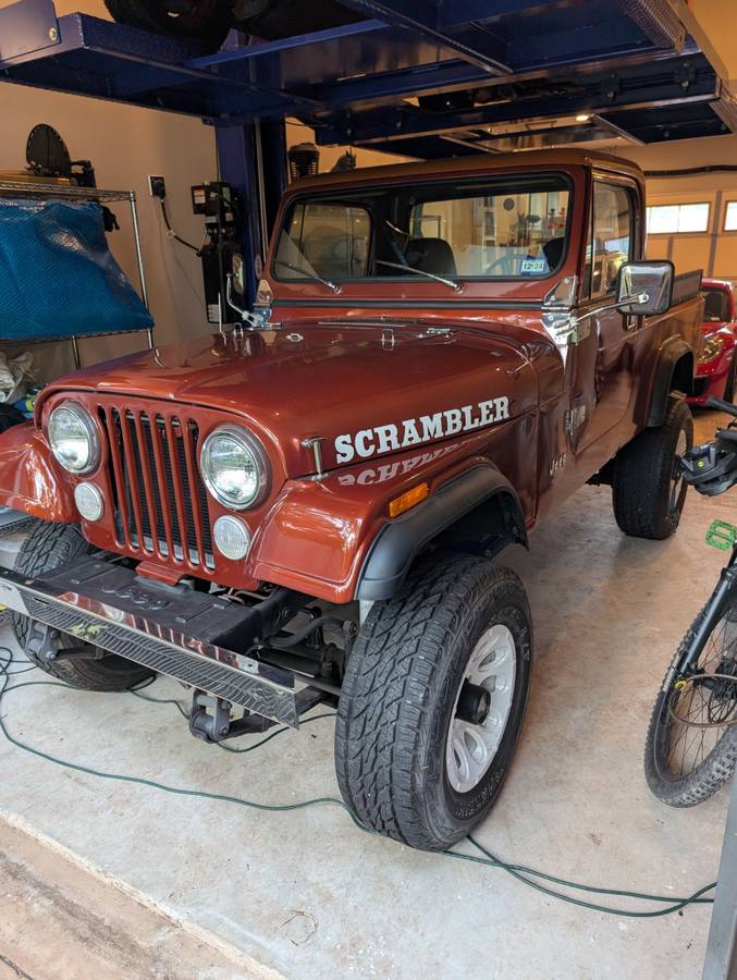 Jeep-Scrambler-1982