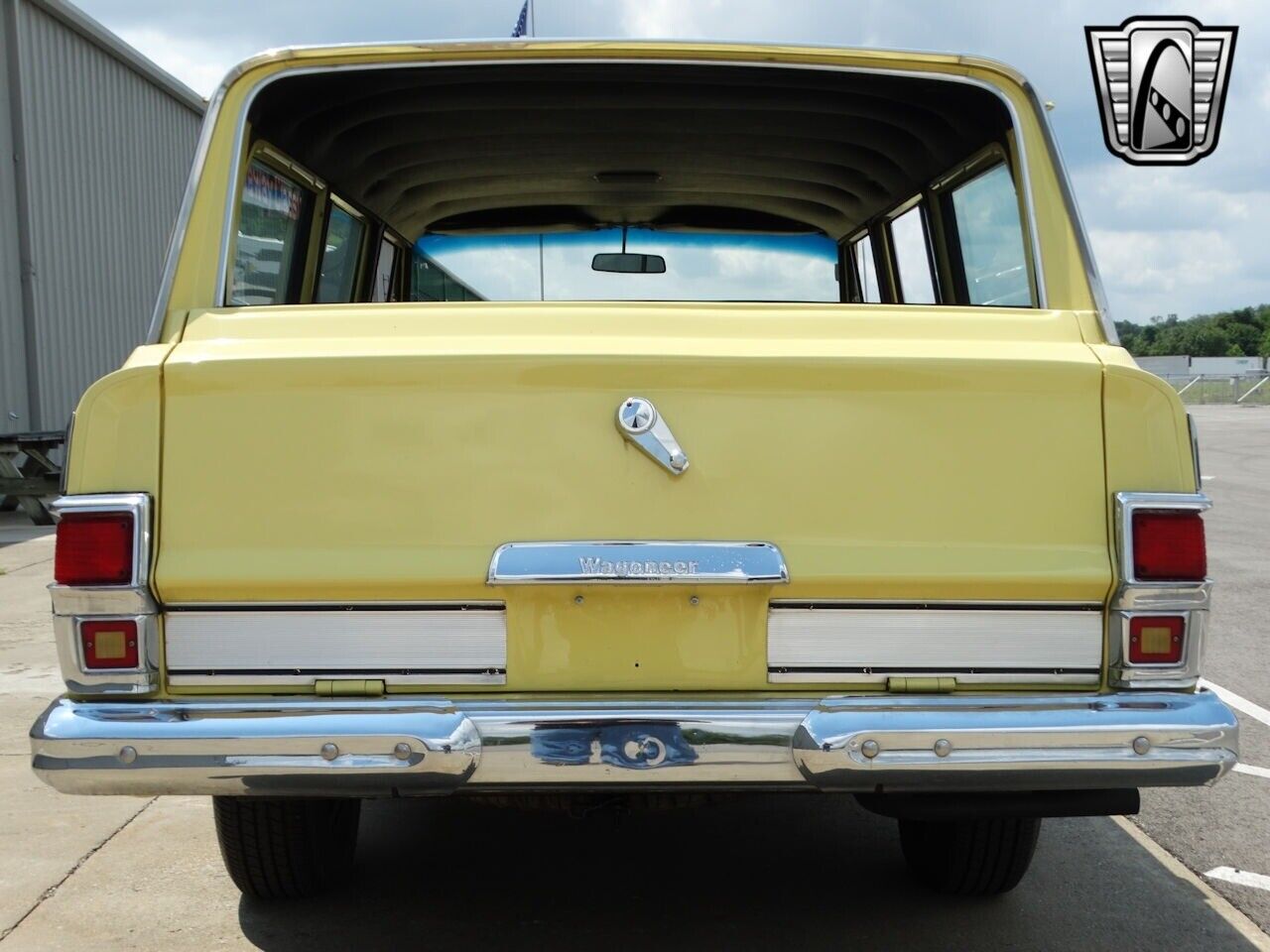 Jeep-Wagoneer-1973-6