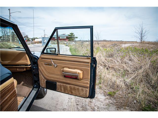 Jeep-Wagoneer-1988-31