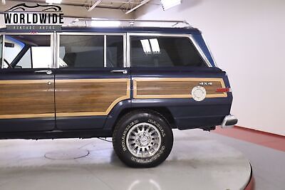 Jeep-Wagoneer-1988-8