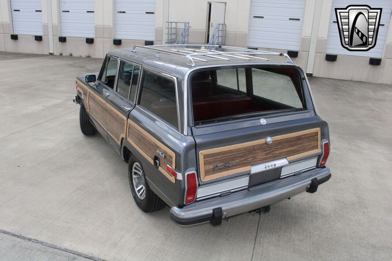 Jeep-Wagoneer-1989-3