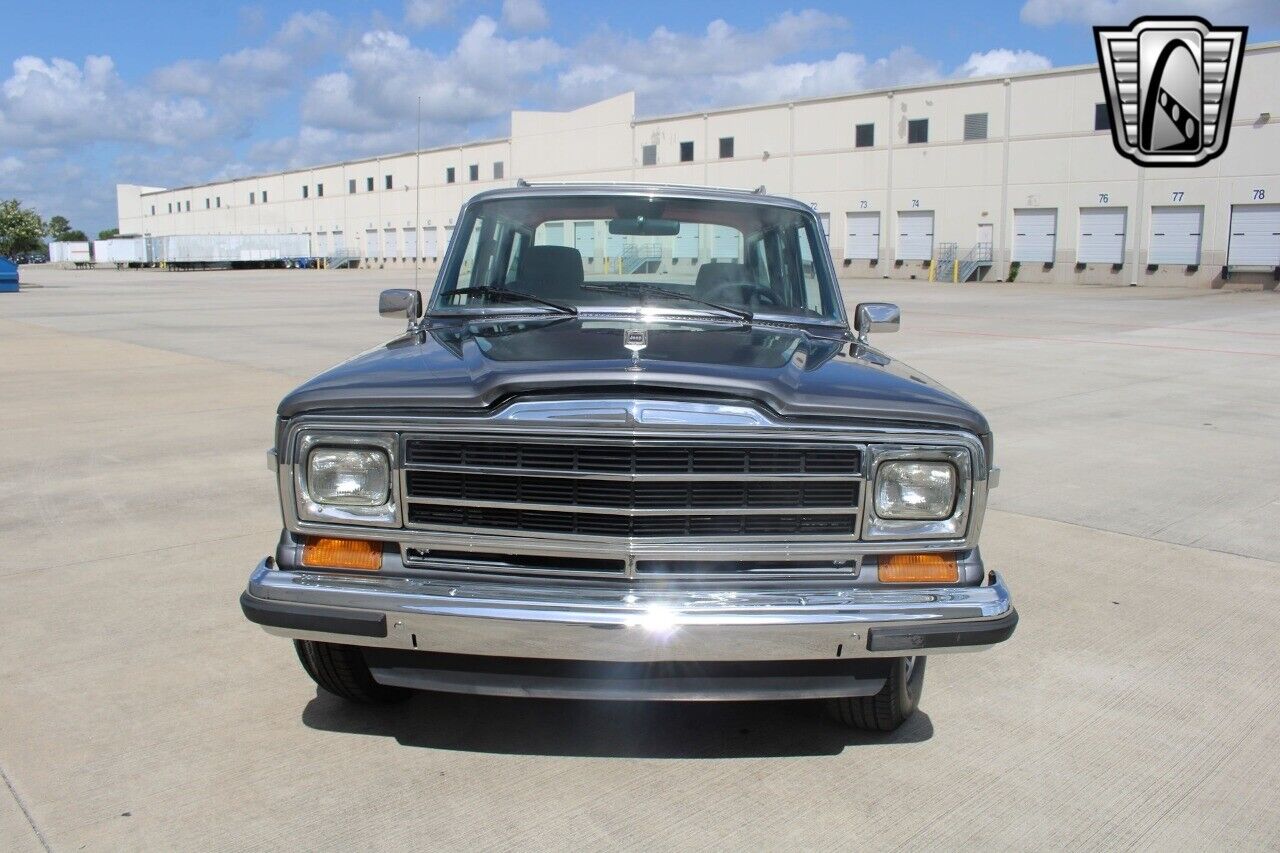 Jeep-Wagoneer-1989-8