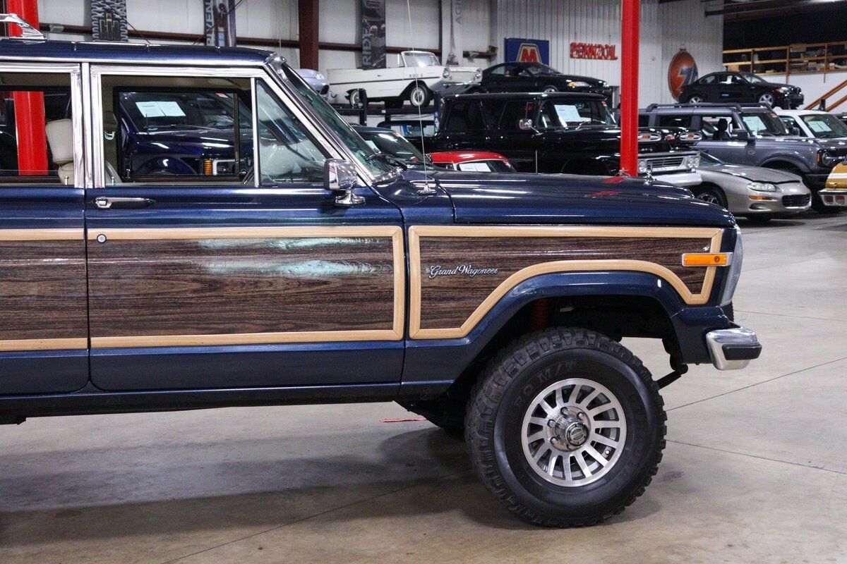 Jeep-Wagoneer-Break-1989-9