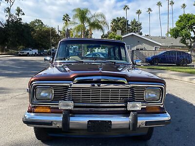 Jeep-Wagoneer-SUV-1984-2