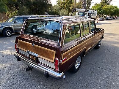 Jeep-Wagoneer-SUV-1984-8