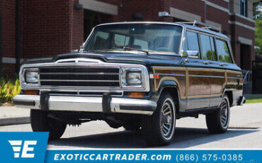 Jeep Wagoneer SUV 1991