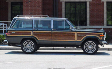 Jeep-Wagoneer-SUV-1991-8