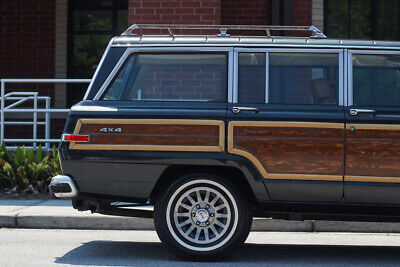 Jeep-Wagoneer-SUV-1991-9