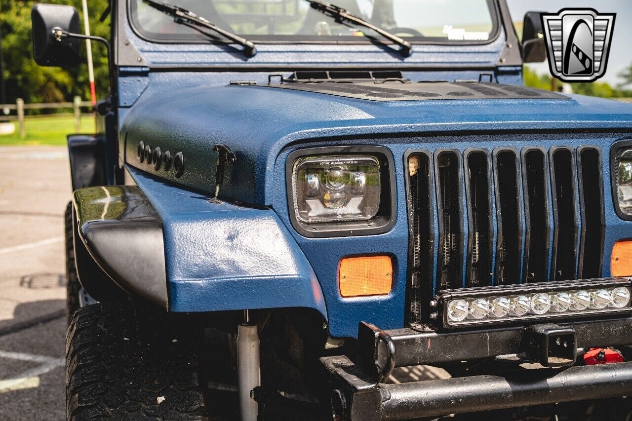 Jeep-Wrangler-Cabriolet-1988-11